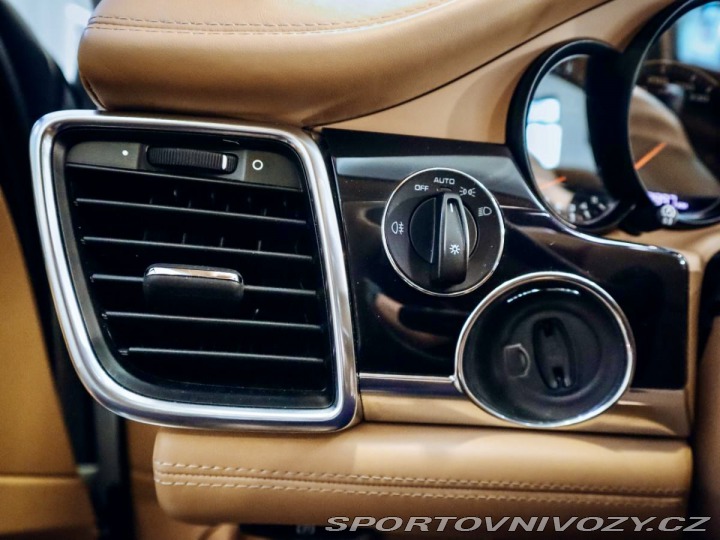Porsche Panamera 4S L Executive 2014