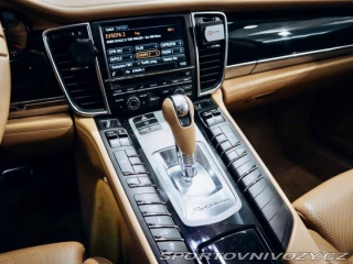 Porsche Panamera 4S L Executive 2014
