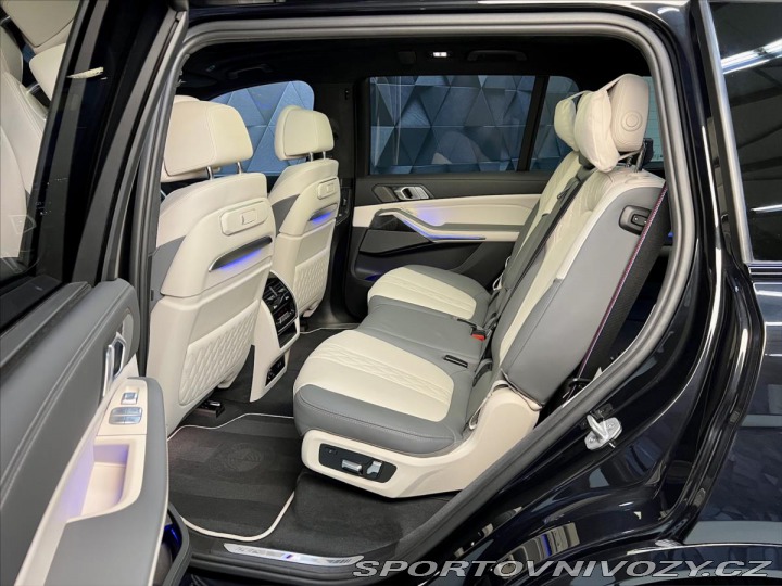BMW X7 M60i INDIVIDUAL, SKY LOUN 2023