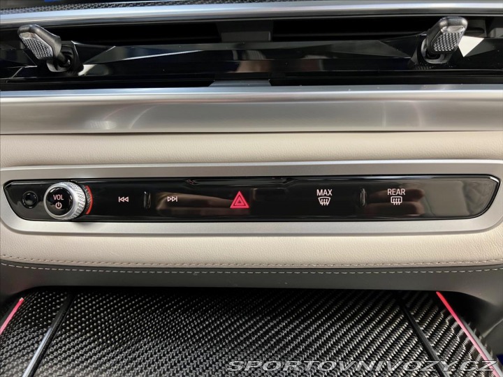 BMW X7 M60i INDIVIDUAL, SKY LOUN 2023