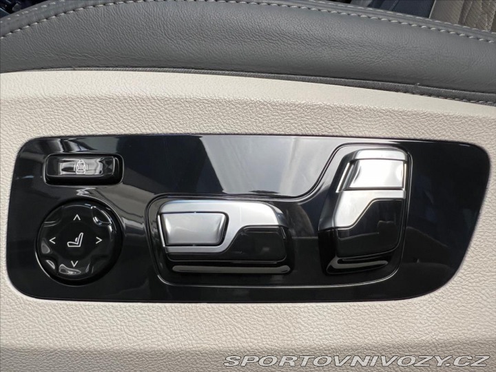 BMW X7 M60i INDIVIDUAL, SKY LOUN 2023