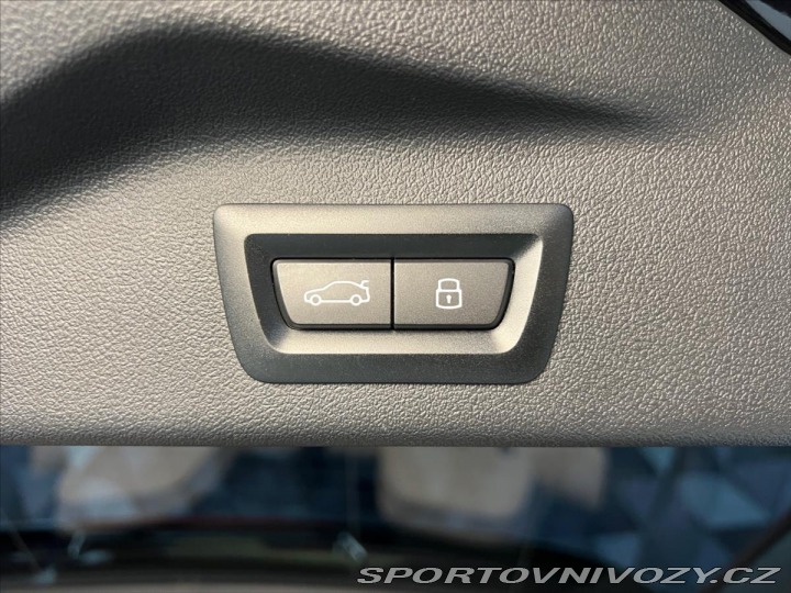 BMW X7 M60i INDIVIDUAL, SKY LOUN 2023