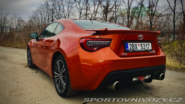 Toyota GT86 2012