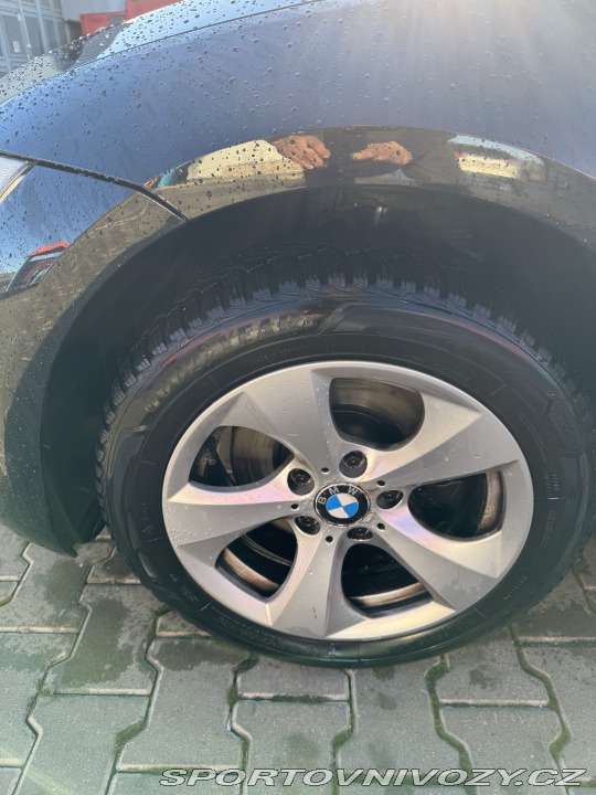 BMW 3 320i 2009