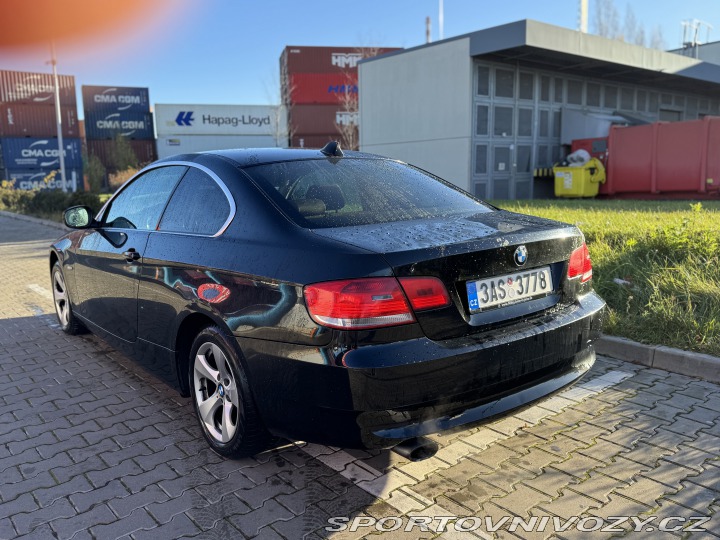 BMW 3 320i 2009