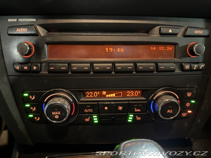BMW 3 320i 2009