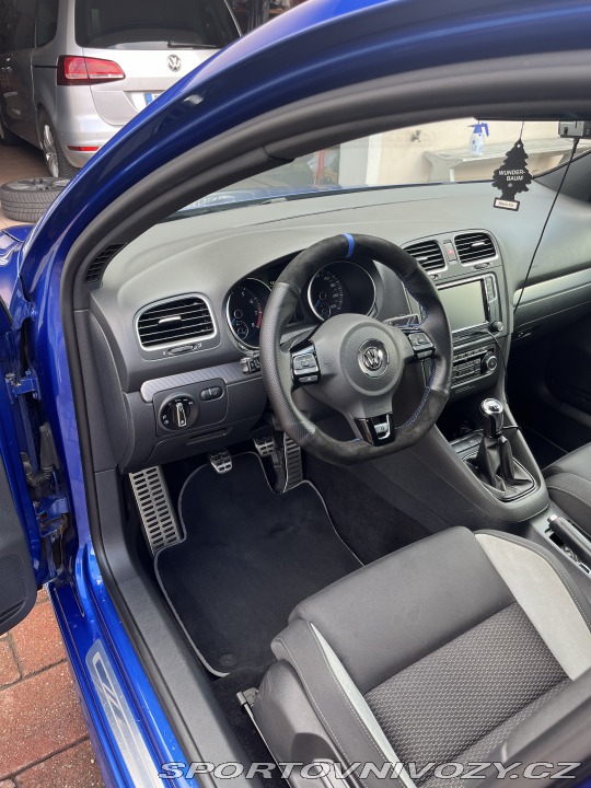 Volkswagen Golf mk6 R 2010