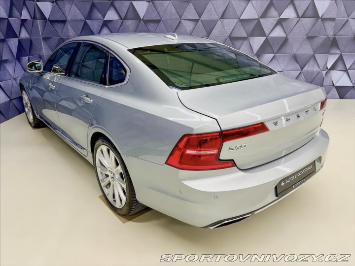 Volvo S90 T8 AWD DRIVE-E INSCRIPTIO 2017