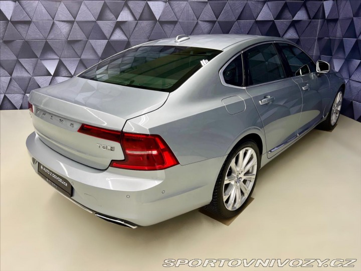 Volvo S90 T8 AWD DRIVE-E INSCRIPTIO 2017