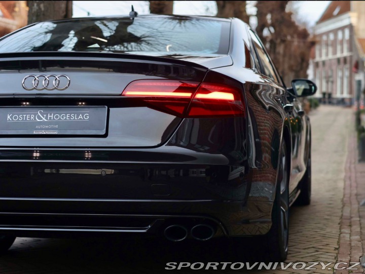 Audi S8 4.0 TFSI V8 Quattro Plus 2016