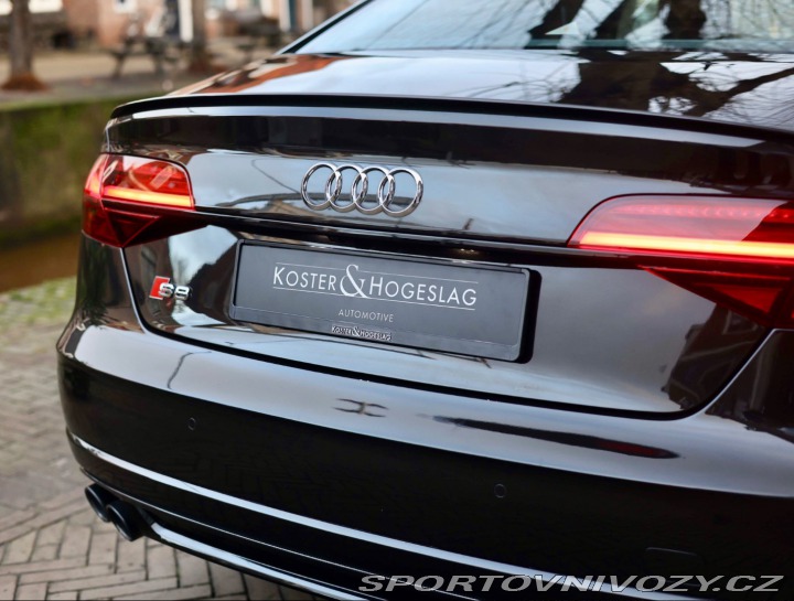 Audi S8 4.0 TFSI V8 Quattro Plus 2016