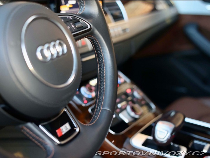 Audi S8 4.0 TFSI V8 Quattro Plus 2016