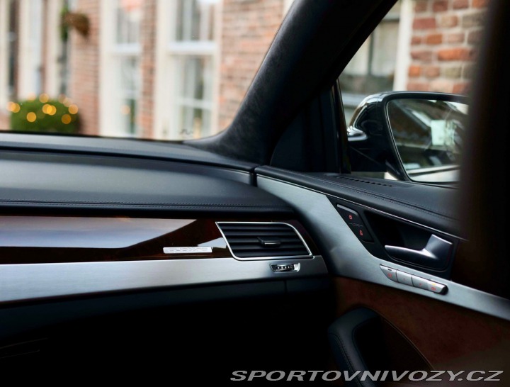 Audi S8 4.0 TFSI V8 Quattro Plus 2016