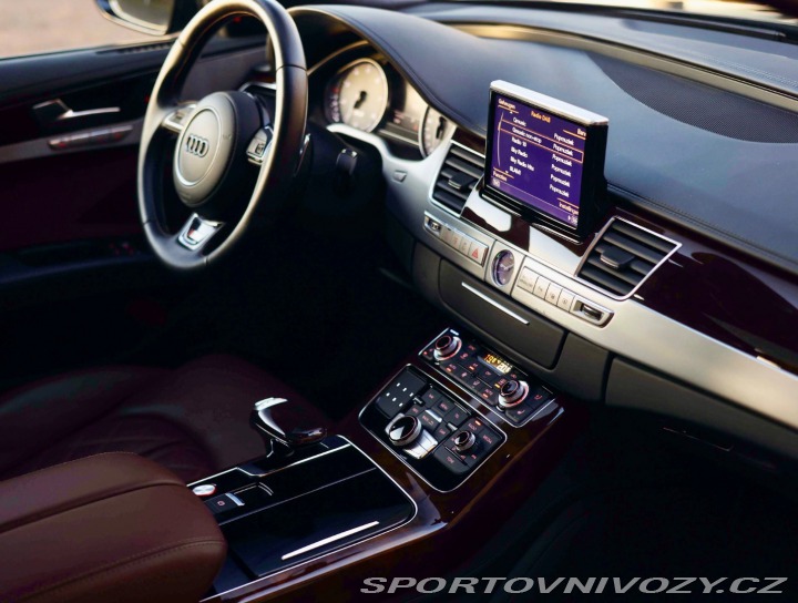 Audi S8 4.0 TFSI V8 Quattro Plus 2016