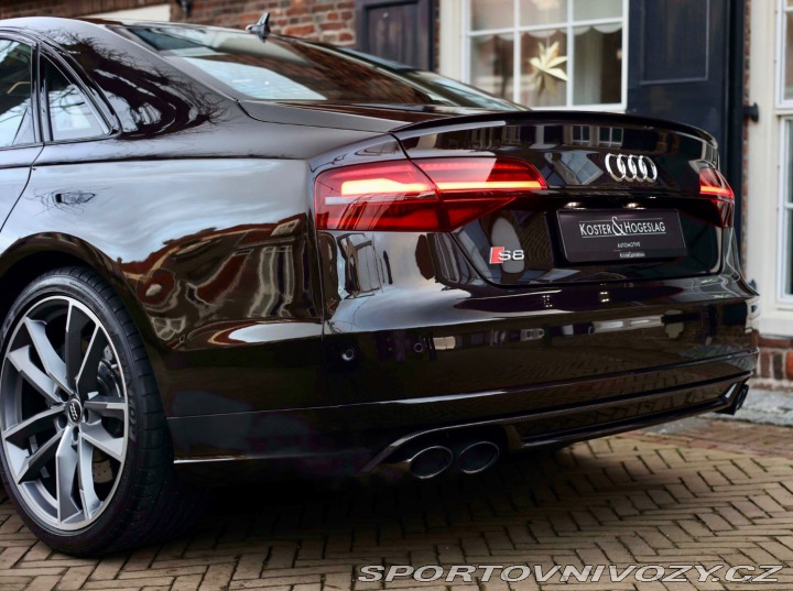 Audi S8 4.0 TFSI V8 Quattro Plus 2016