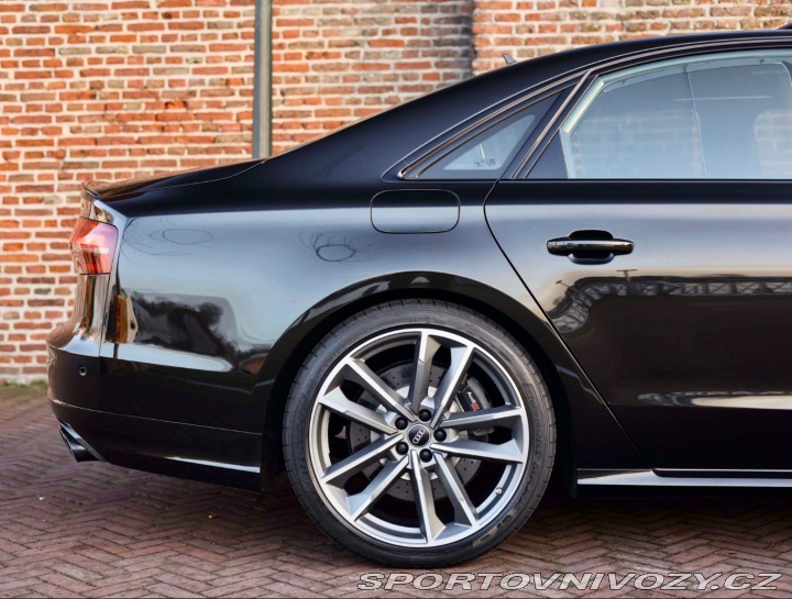 Audi S8 4.0 TFSI V8 Quattro Plus 2016