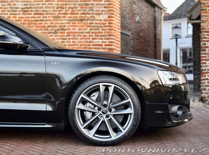 Audi S8 4.0 TFSI V8 Quattro Plus 2016