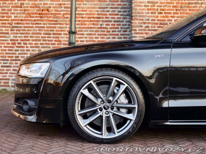 Audi S8 4.0 TFSI V8 Quattro Plus 2016