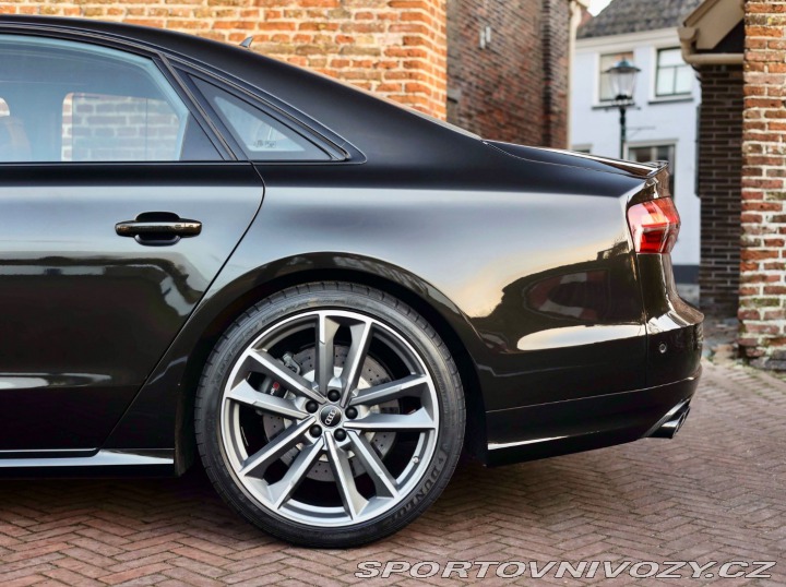 Audi S8 4.0 TFSI V8 Quattro Plus 2016