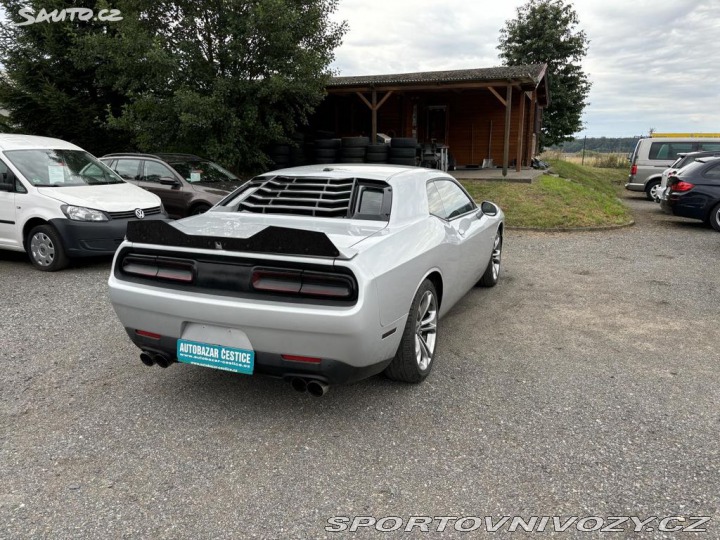 Dodge Challenger 5.7 HEMI R/T 2021