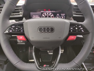 Audi RS3  2025
