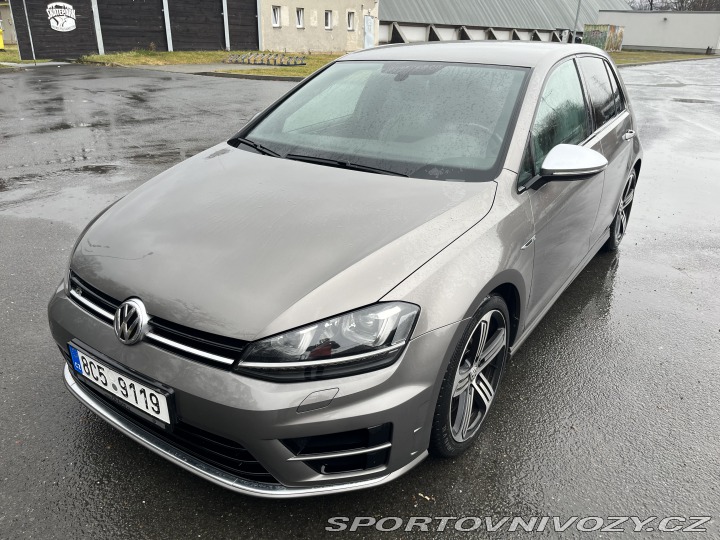 Volkswagen Golf R 2015