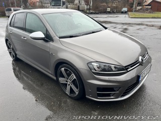 Volkswagen Golf R 2015