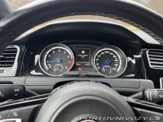 Volkswagen Golf R 2015