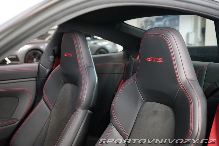 Porsche 911 992 Carrera 4 GTS PDK Bos 2023