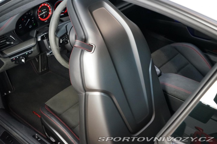 Porsche 911 992 Carrera 4 GTS PDK Bos 2023