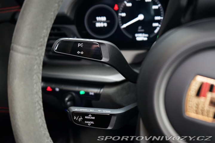 Porsche 911 992 Carrera 4 GTS PDK Bos 2023