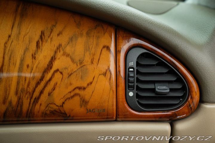 Jaguar XK8 QDV CABRIOLET 2006