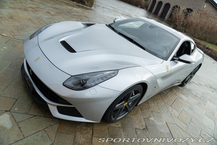 Ferrari F12berlinetta  2013