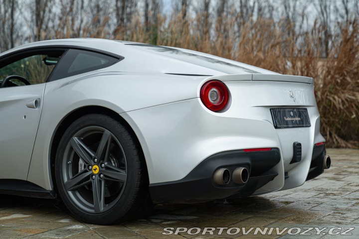 Ferrari F12berlinetta  2013