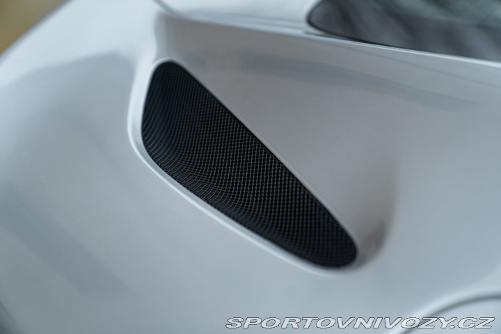 Ferrari Ostatní modely F12 BERLINETTA 2013