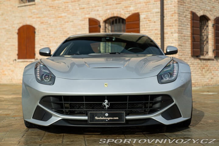 Ferrari F12berlinetta  2013