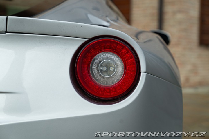 Ferrari F12berlinetta  2013