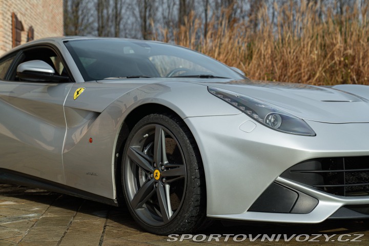 Ferrari F12berlinetta  2013