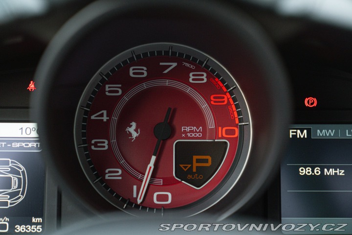 Ferrari F12berlinetta  2013