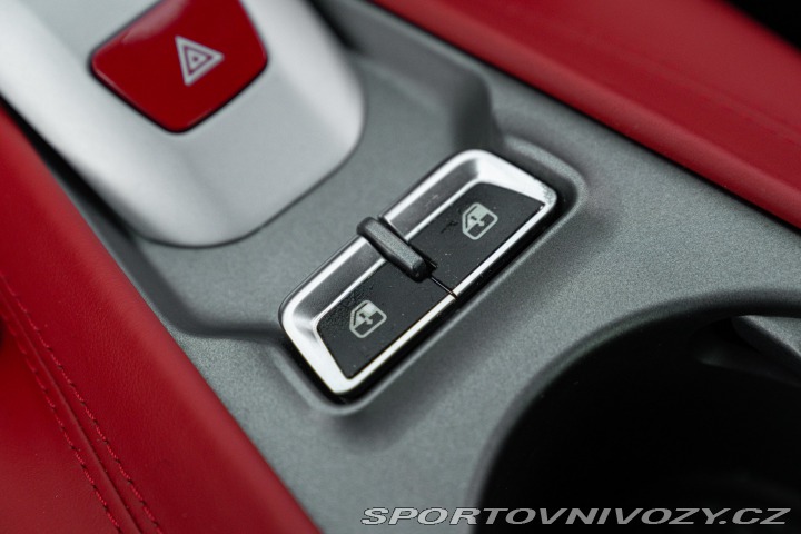 Ferrari F12berlinetta  2013