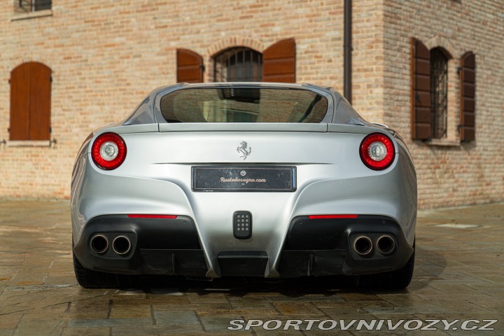 Ferrari F12berlinetta  2013