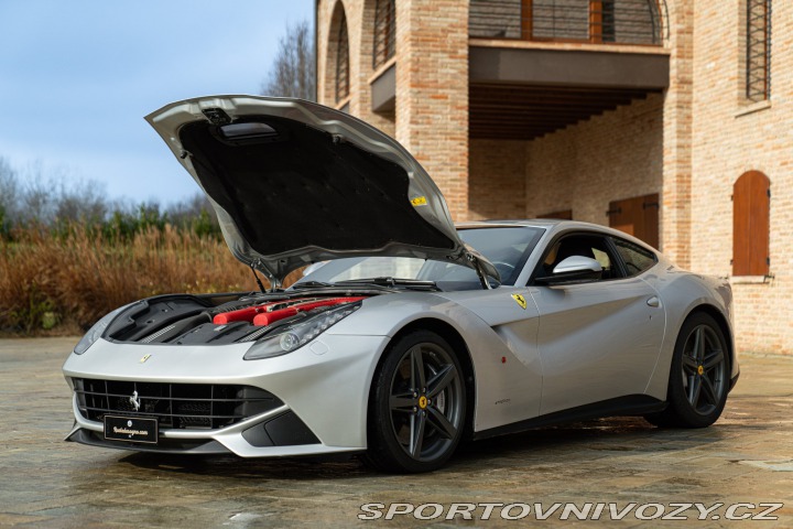 Ferrari F12berlinetta  2013