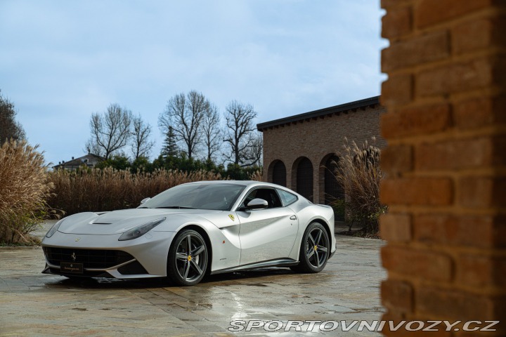 Ferrari F12berlinetta  2013