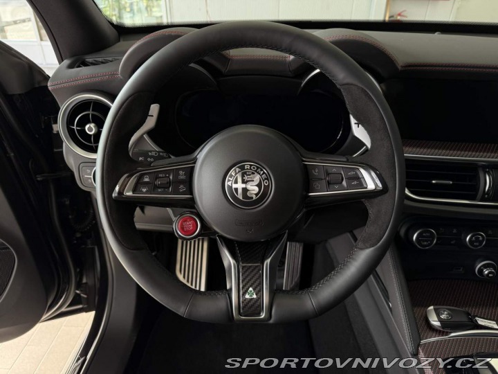 Alfa Romeo Stelvio Quadrifoglio Supersport 2 2024