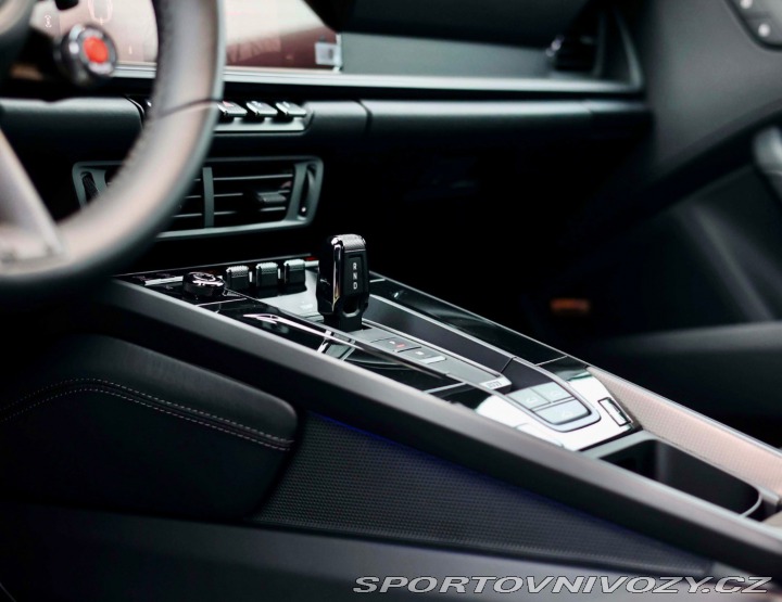 Porsche 911 992.2 Carrera *FACELIFT! 2024