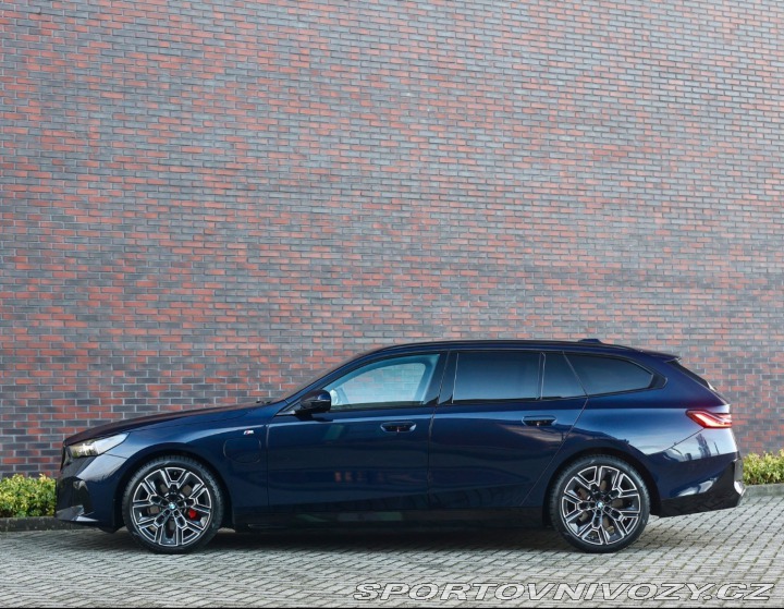 BMW 5 Touring  530e xDrive M SP 2024