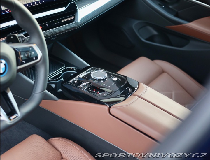 BMW 5 Touring  530e xDrive M SP 2024