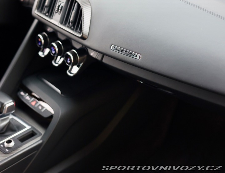Audi R8 5.2 FSI Quattro V10 Plus 2015