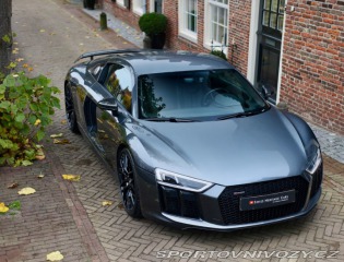 Audi R8 5.2 FSI Quattro V10 Plus 2015