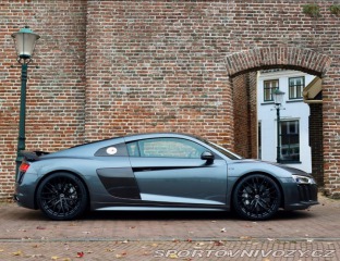 Audi R8 5.2 FSI Quattro V10 Plus 2015